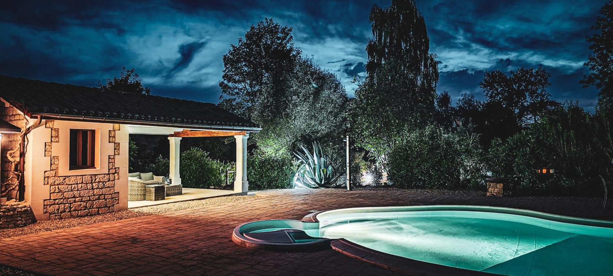 Villa Tagibao Avec Piscine Chauffee Et Spa Lesterps Ngoại thất bức ảnh